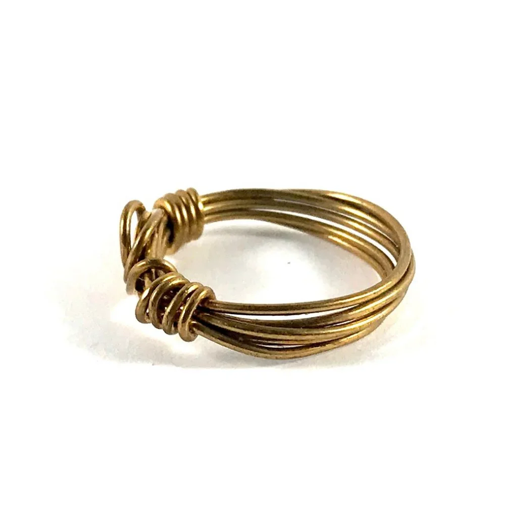 Gold Tone Wire Wrapped Ring Size 6.5 - Picture 3 of 4